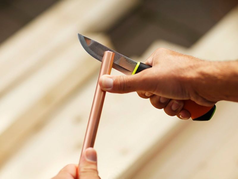 Nůž Hardware pro náročnou práci FISKARS 1023619