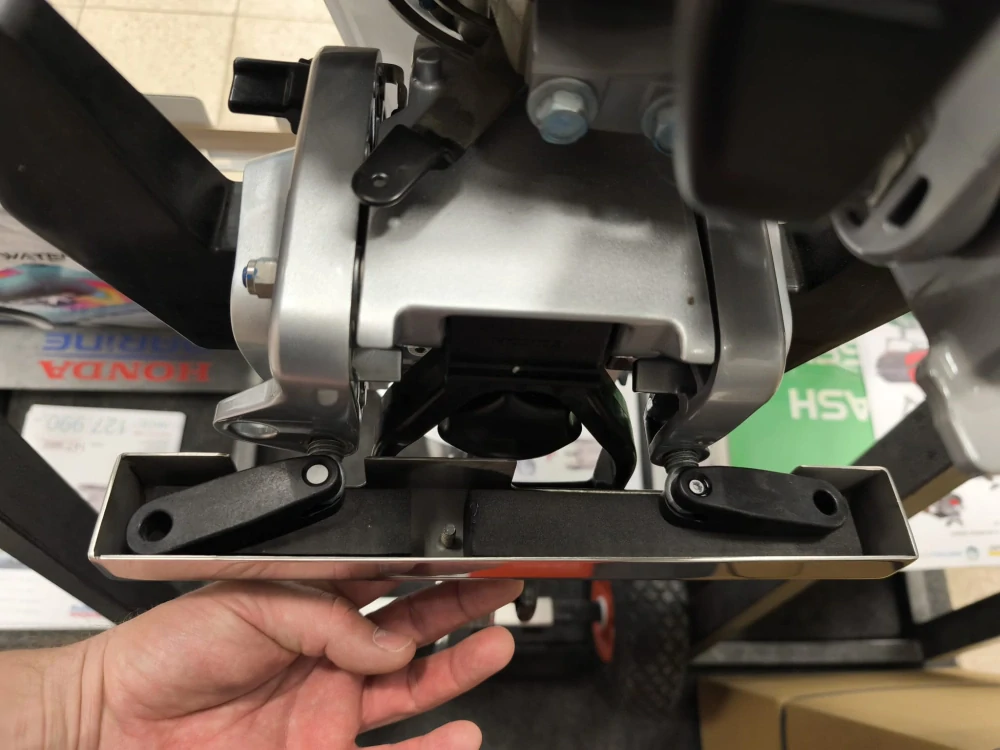 Zámek lodního motoru OUTBOARD ENGINE LOCK 305 mm Sumar 71118