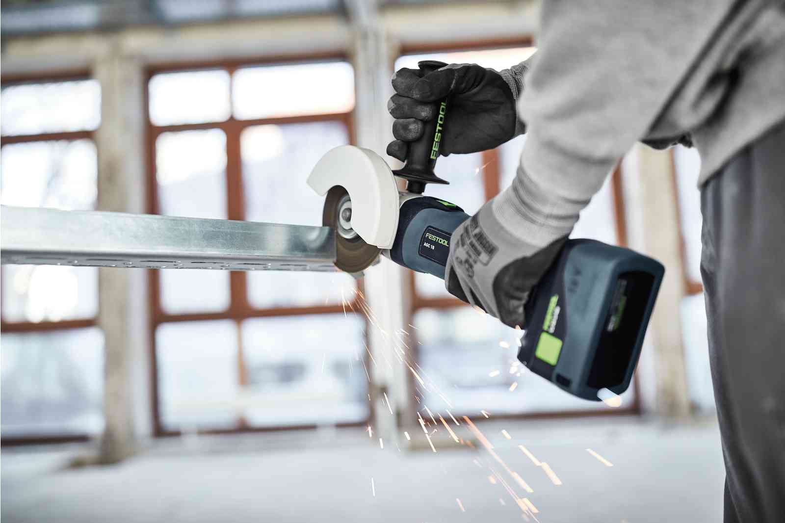 Festool AGC 18-125 Li EB Basic Akumulátorová úhlová bruska 576825