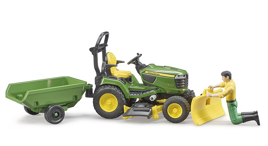 BRUDER 62104 Bworld John Deere zahradní traktor ,vozík, figurka BR 62104