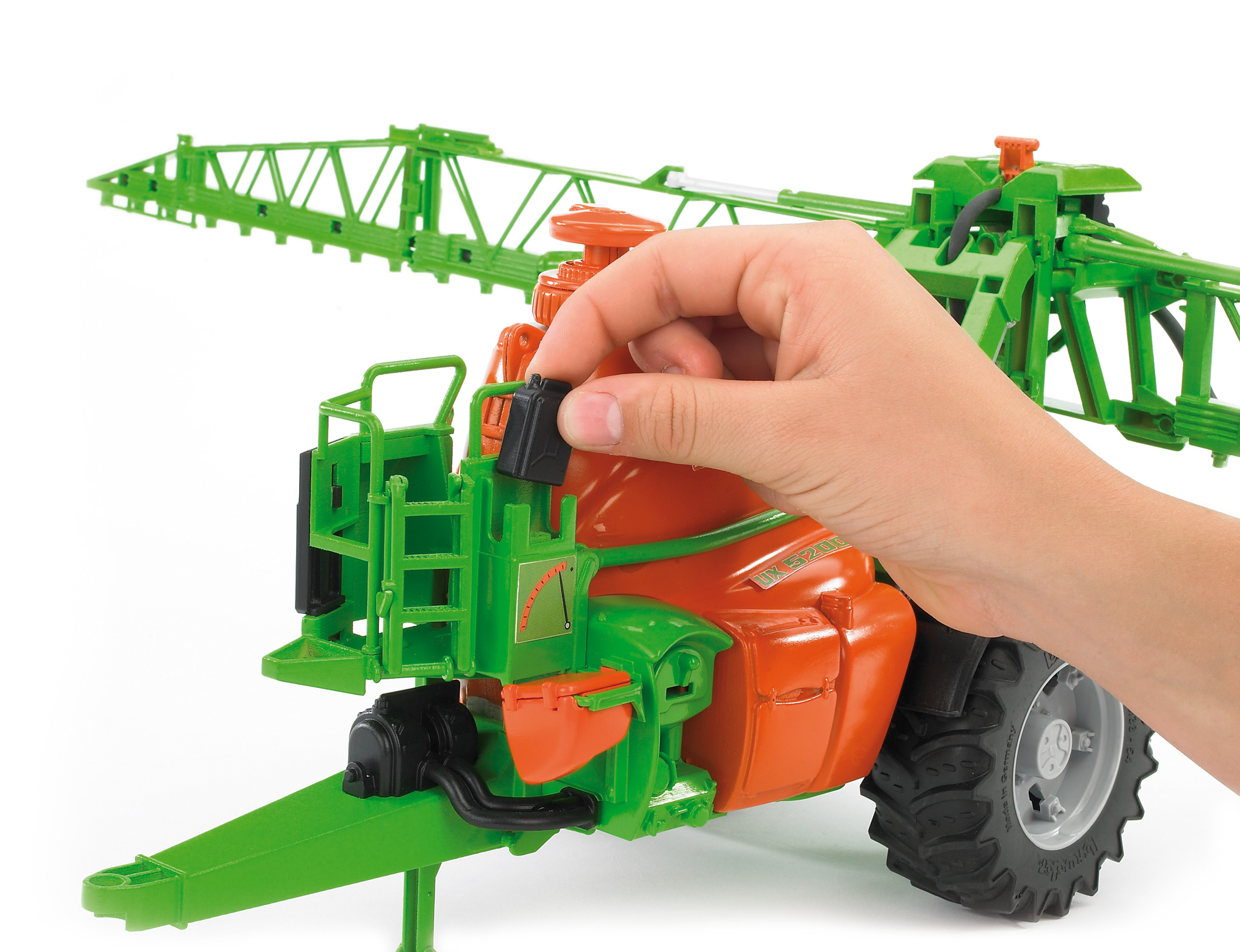 BRUDER 2207 Postřikovač AMAZONE UX 5200 BR 2207