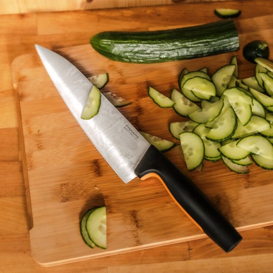 Velký kuchařský nůž 21 cm Functional Form FISKARS 1057534