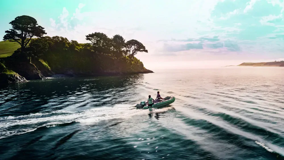 Honda Marine HonWave T 40 AE3 LG Nafukovací člun + lodní motor BF 20 D3 SHU AKCE