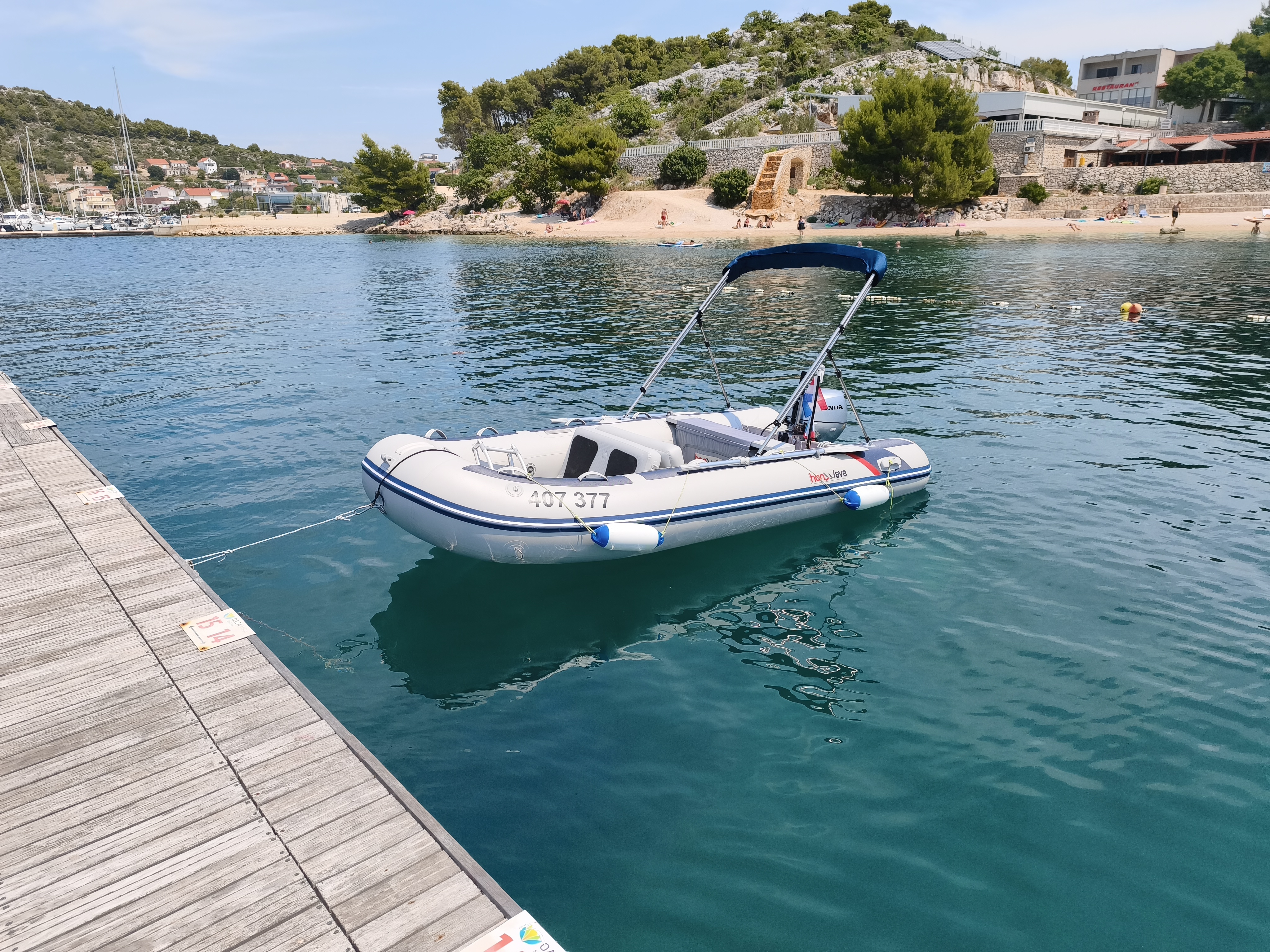Honda Marine HonWave T 40 AE3 LG Nafukovací člun + lodní motor BF 20 D3 SHU AKCE