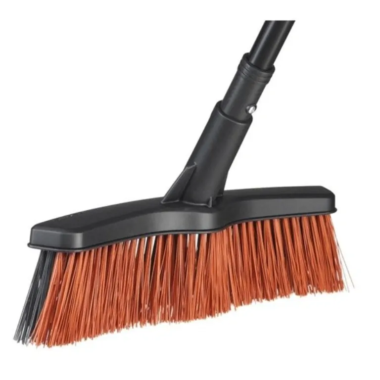 Koště SOLID M bez násady Fiskars 1025930