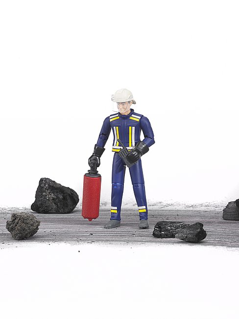 BRUDER 60100 Figurka hasič v obleku s příslušenstvím BR 60100