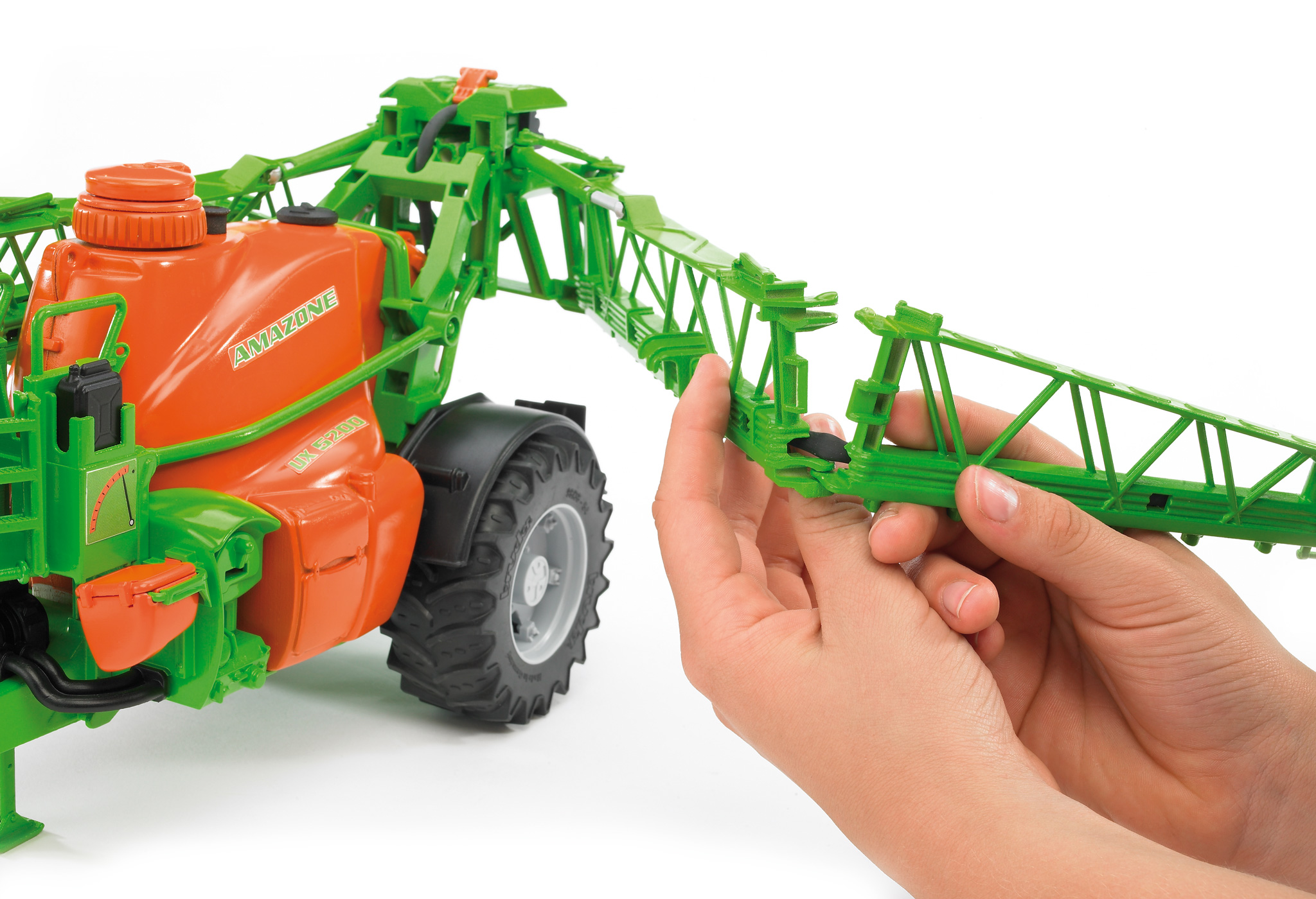 BRUDER 2207 Postřikovač AMAZONE UX 5200 BR 2207