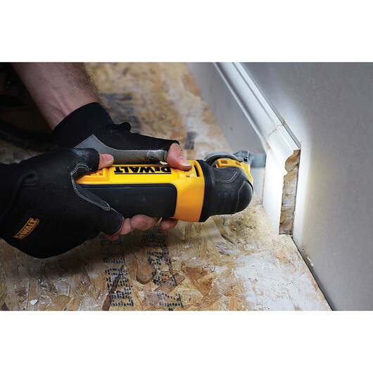 DeWALT DWE315KT-QS Oscilační Multibruska,el. +kufr+příslušenství