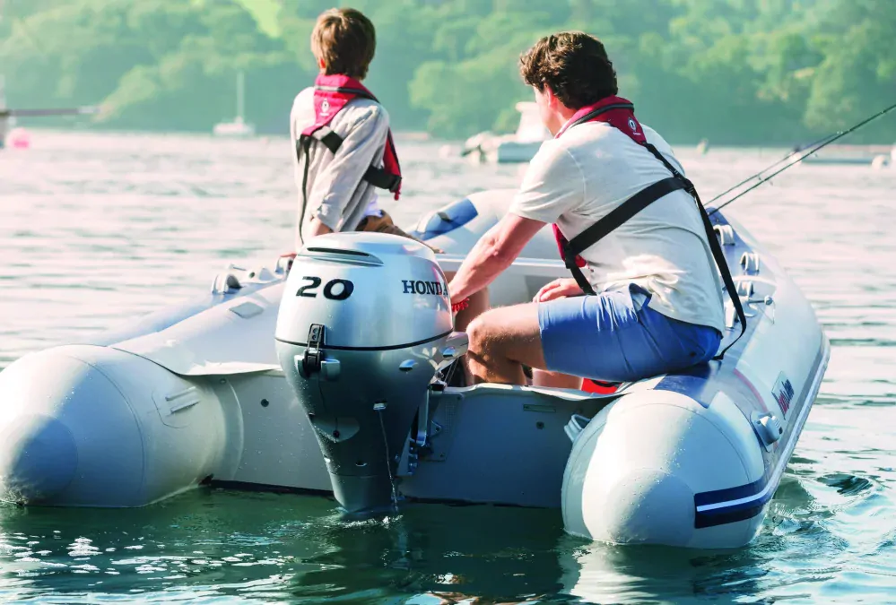 Honda Marine HonWave T 38 IE3 LG Nafukovací člun + lodní motor BF 20 D3 SHU AKCE