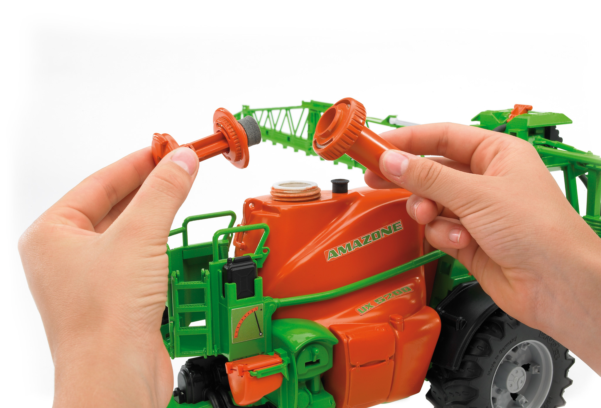 BRUDER 2207 Postřikovač AMAZONE UX 5200 BR 2207