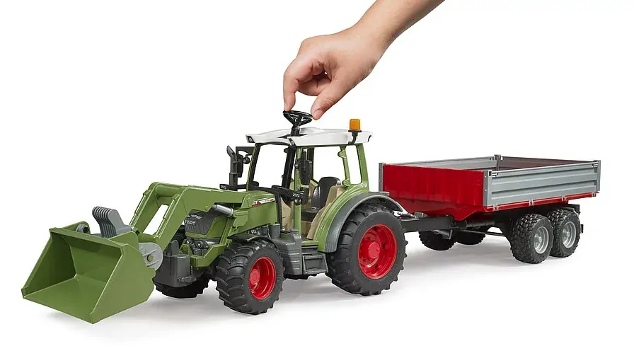 BRUDER 2182 Traktor Fendt Vario 211 s čelním nakladačem a sklápěcím přívěsem BR2182