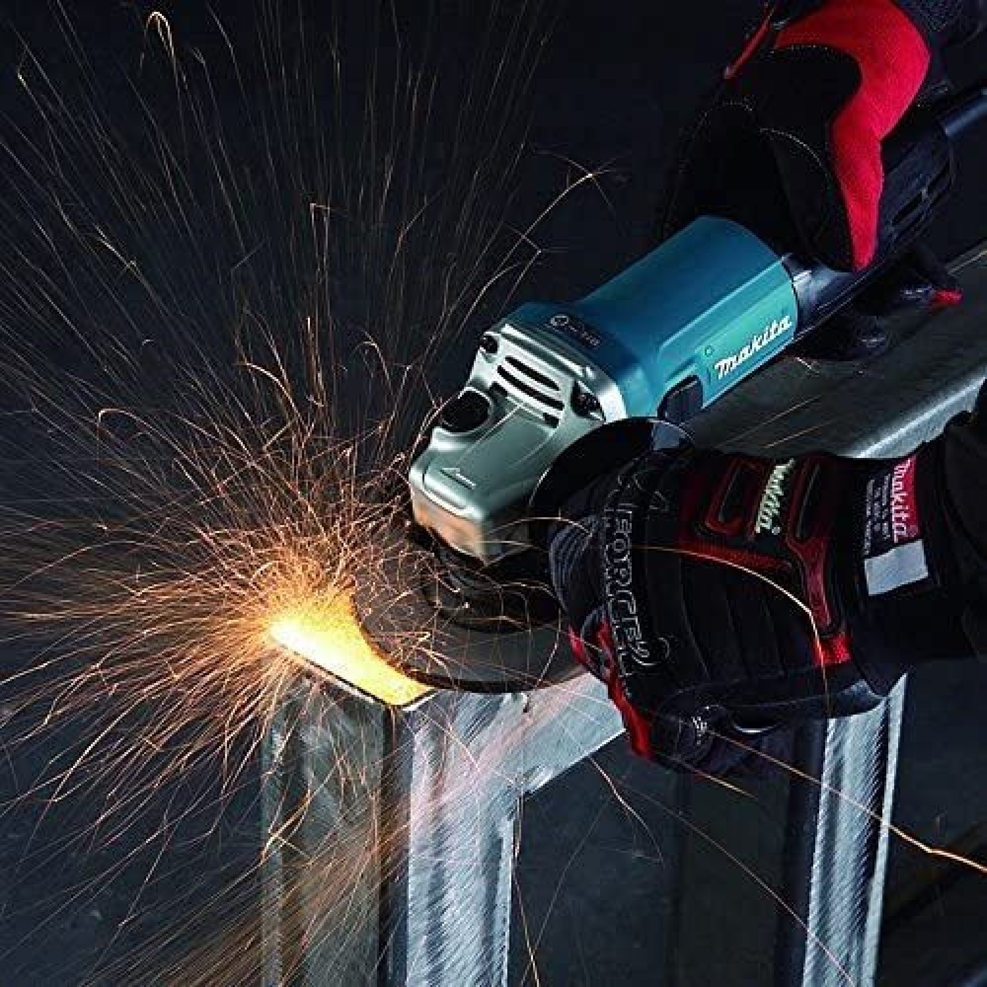 Makita GA4530R úhlová bruska 115mm, 720W