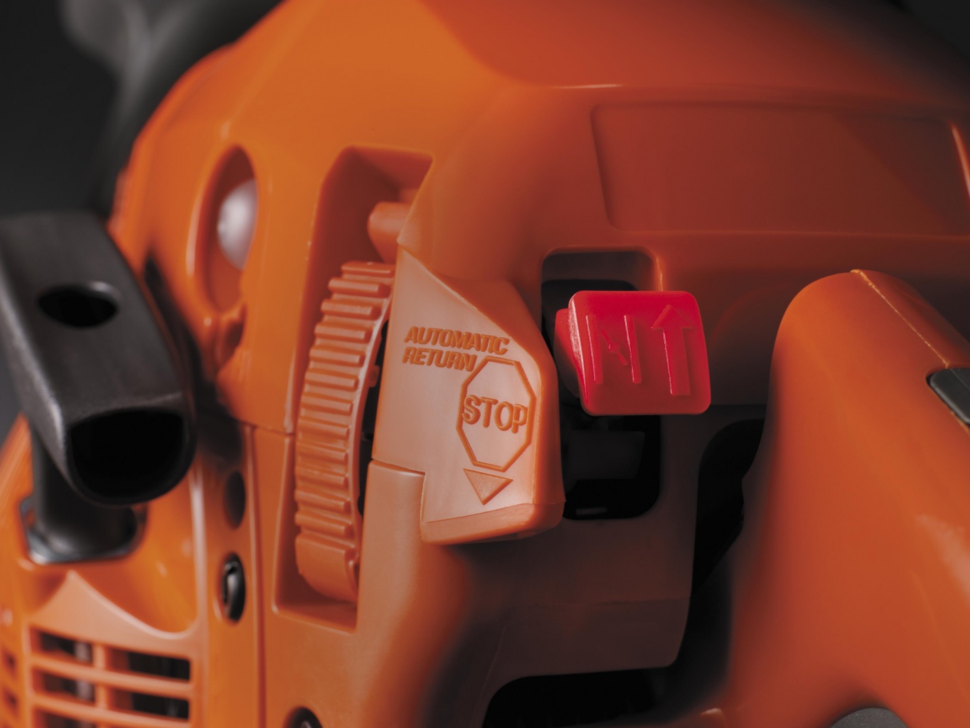 HUSQVARNA 445 15" řetězová pila benzin 9705587-35