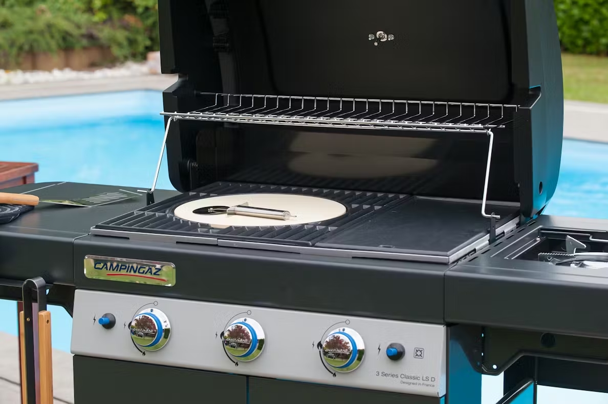 Campingaz 3 Series Classic LS Plus D – plynový gril se 3 hořáky a bočním vařičem 2000031359