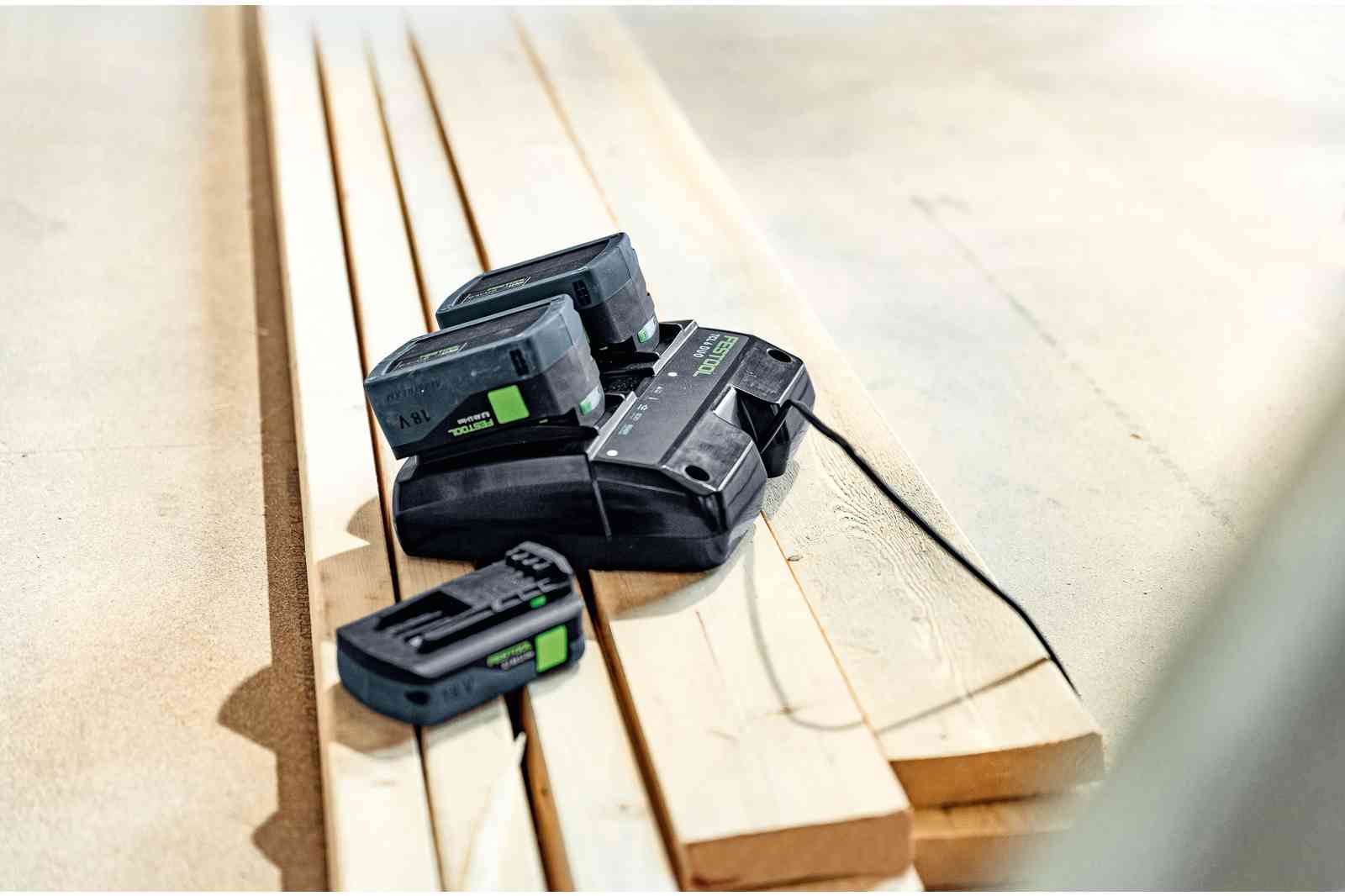 Festool Rychlonabíječka TCL 6 DUO