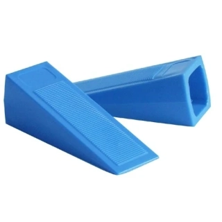 Zarážka dveřní zarážka – klínek 11 × 3 cm, 2 ks, měkčený plast
