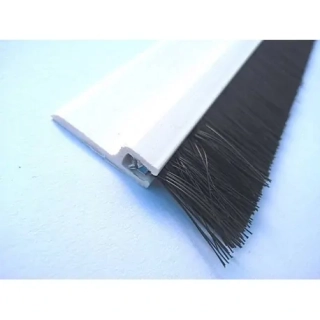 STRIBO PLAST PVC lišta s kartáčkem 102,5 cm bílá samolepící 1ks